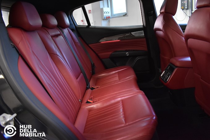 MASERATI Grecale MHEV 300 CV AWD GT